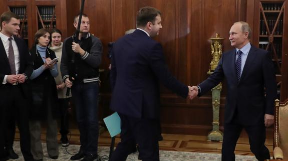 Putin sustituye a su ministro de Economía arrestado con el joven viceministro