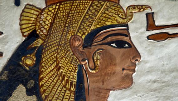 Las piernas de la reina Nefertari