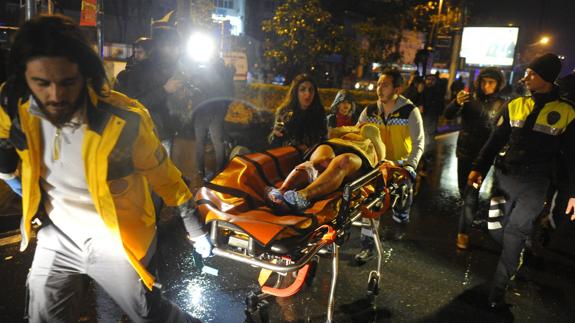 El terrorista de Estambul pudo tener cómplices dentro la discoteca