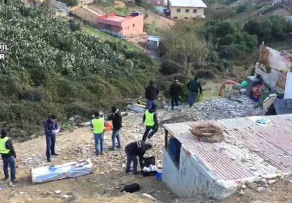 Hallan un arma larga y tres machetes a los dos afines al Daesh detenidos en Ceuta