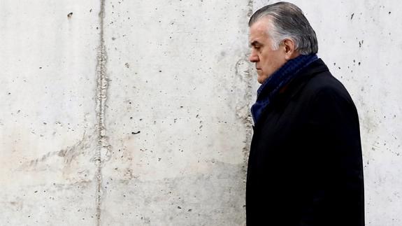 «Si en el PP no dudaban de Bárcenas, ¿por qué iba a dudar yo?»