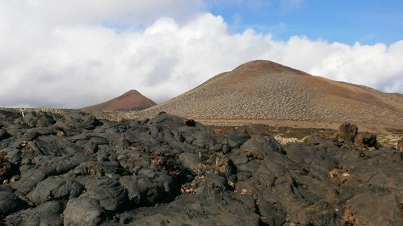 El volcán de El Hierro, el primero en monitorizarse en directo desde antes de nacer