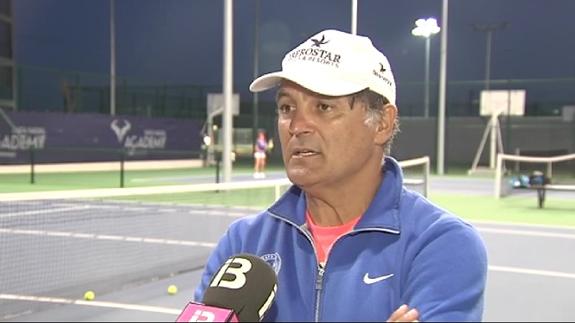 Toni Nadal aclara que seguirá hasta final de temporada