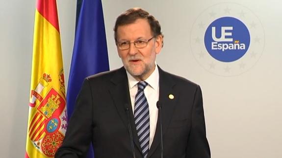 Rajoy rechaza una pregunta porque es en inglés