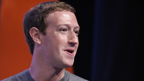 Harvard perdona a Zuckerberg