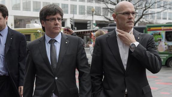 La CUP presiona a Puigdemont para que fije ya la fecha y la pregunta del referéndum