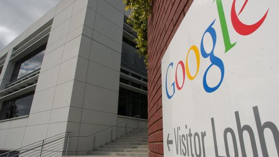 Investigan a Google por pagar menos a las mujeres que a los hombres