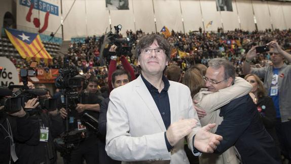 Una encuesta del Govern preguntará a los catalanes si es importante cumplir la ley