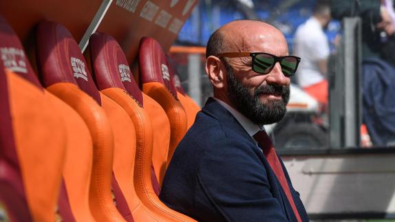 Monchi confirma la retirada de Totti