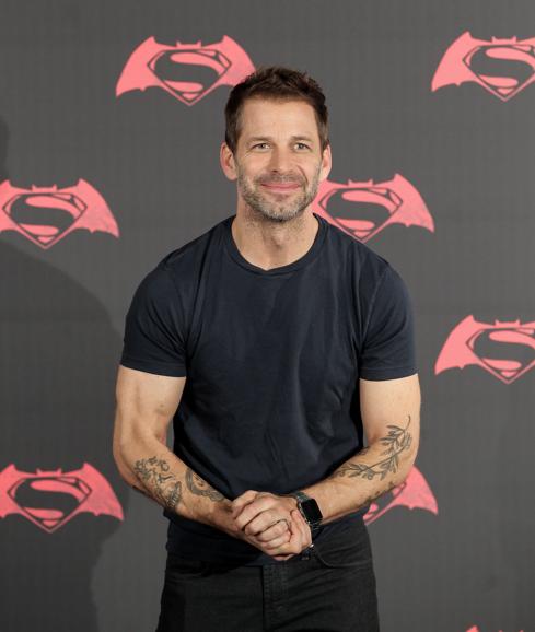 Zack Snyder se retira de forma temporal tras el suicidio de su hija