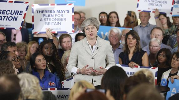 May confirma el 19 de junio como fecha de inicio de las conversaciones sobre el 'Brexit'