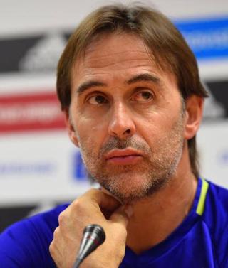 Lopetegui: «Todos defienden a la selección con vehemencia»