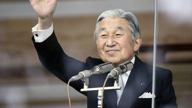 Japón aprueba la ley que permitirá abdicar al emperador Akihito