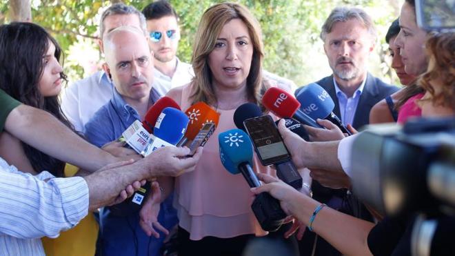 Susana Díaz reitera que el PSOE no necesita «depender ni de Podemos ni de IU» para gobernar