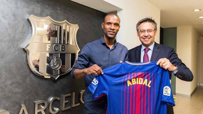 Abidal, nuevo embajador del Barça
