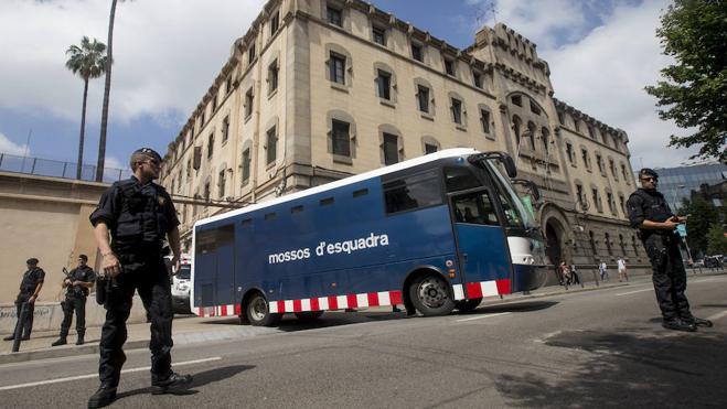 La Generalitat censura al Gobierno central por trato de favor a la Ertzaintza