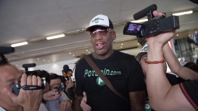 Dennis Rodman regresa de Pyongyang sin desvelar si se reunió con Kim Jong-un