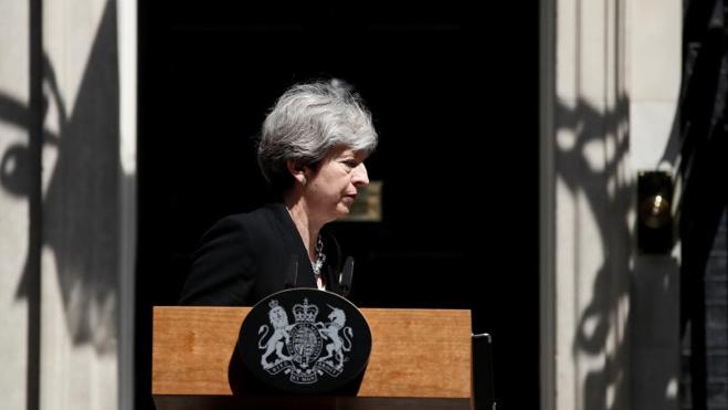 May promete erradicar el terrorismo venga de donde venga