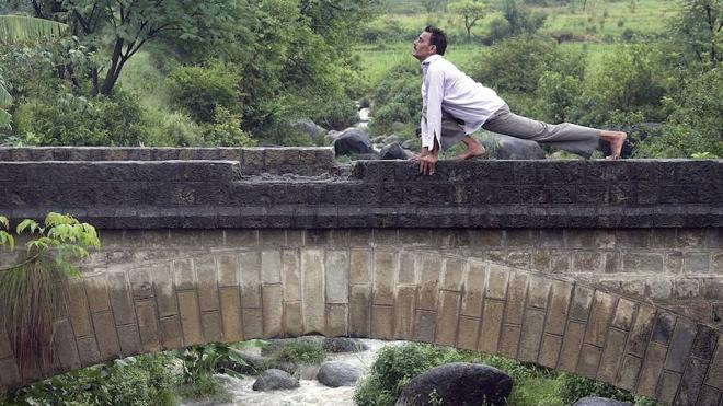 El yoga contribuye al desarrollo cognitivo y fomenta hábitos de vida saludable