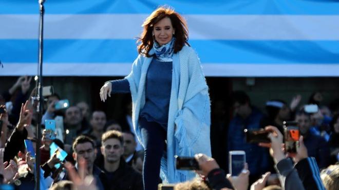 Cristina Fernández desafía el poder de Macri con su candidatura al Senado