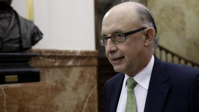 Admitida a trámite la querella de Anticorrupción contra el despacho de Montoro