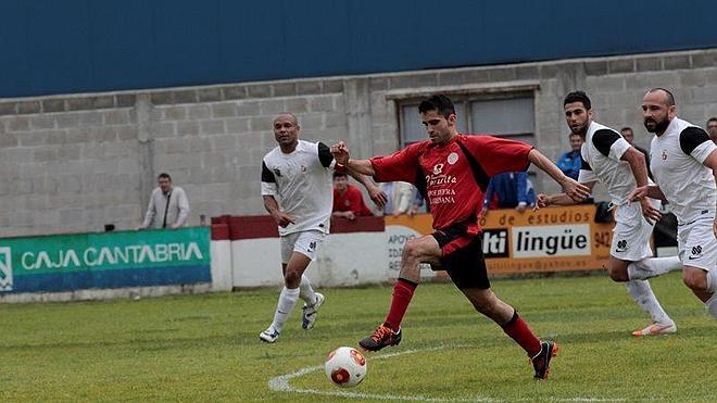 El Laredo gana otra vez al Ceuta y pasa a la siguiente ronda