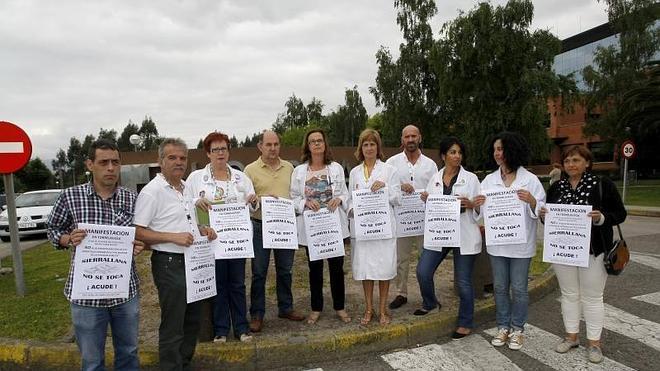 El viernes, otra manifestación contra la centralización de laboratorios