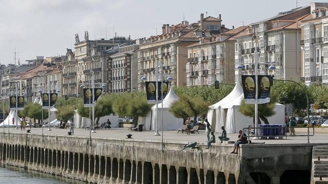 Los comerciantes pagarán 3.000 euros por cada carpa instalada en el Mundial de Vela