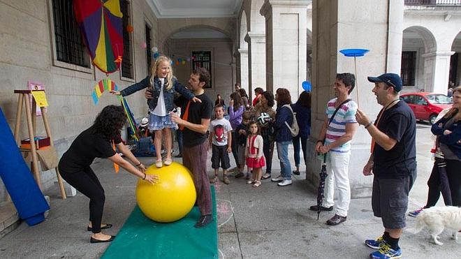 Jornada de lucha contra la leucemia en la Porticada