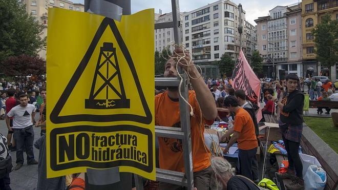 El Gobierno insta a los ayuntamientos a intervenir contra el fracking