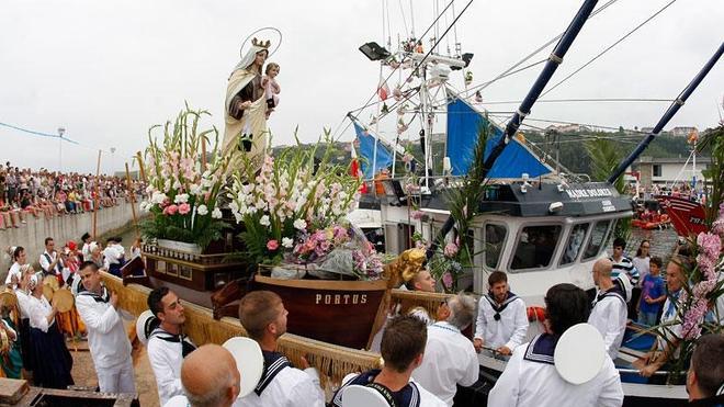 Suances se vuelca con la Virgen del Carmen
