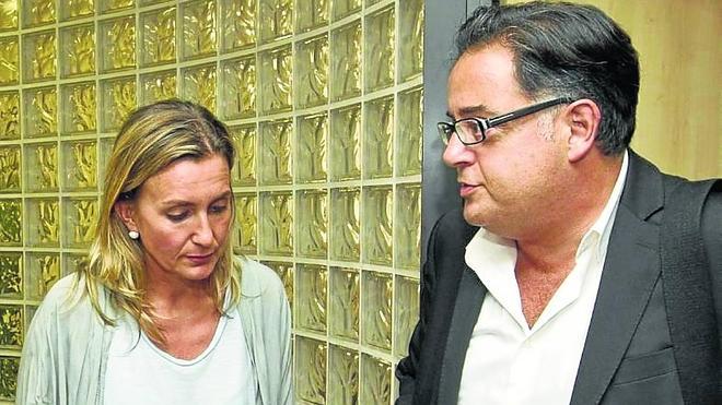 "Vamos a abrir en masa", advierte el comercio de Torrelavega ante la huelga