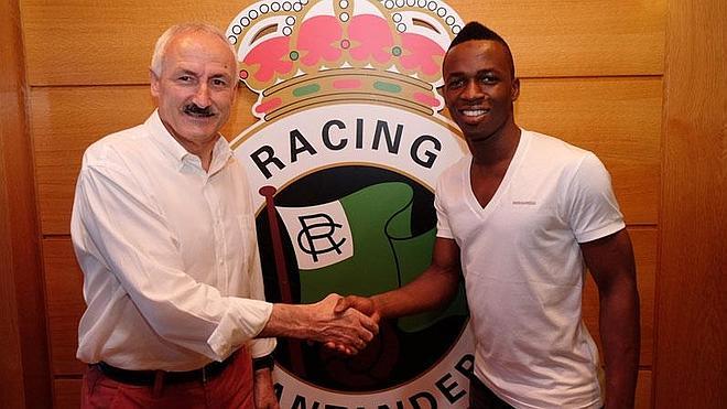 Koné: "Me alegra mucho continuar mi carrera en Santander"