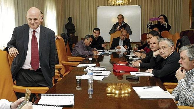 Uno de los administradores de Sniace, apartado de un concurso por deslealtad