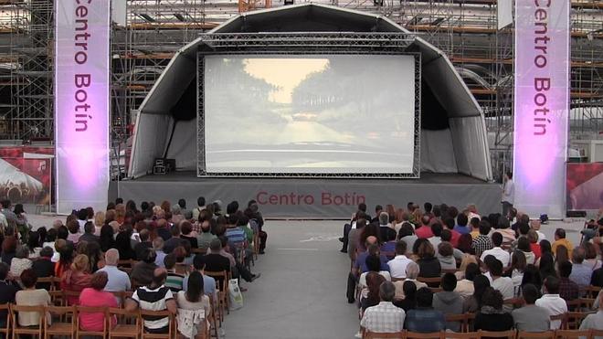 Lleno de cine en los Jardines de Pereda