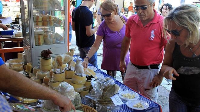 Pesquera reunirá a 22 productores de queso de España y Francia