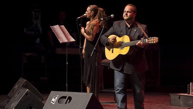 Falete, Nacha Pop y David Barrull, en el Festival Intercultural de Santander