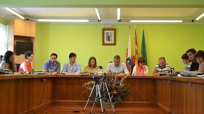 Piélagos aprueba el reglamento que regula las ayudas económicas básicas