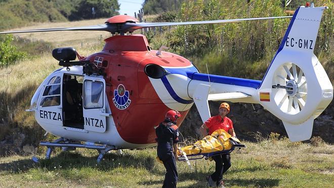 Muere una mujer al caer por un acantilado en Muskiz, cerca del límite con Cantabria