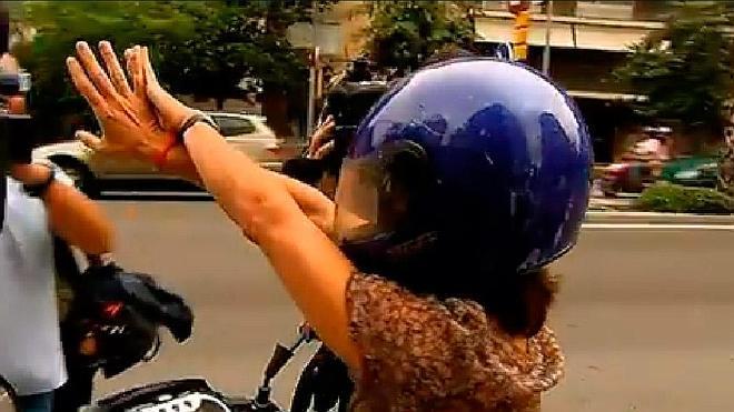 La hija pequeña de Jordi Pujol huye de las cámaras