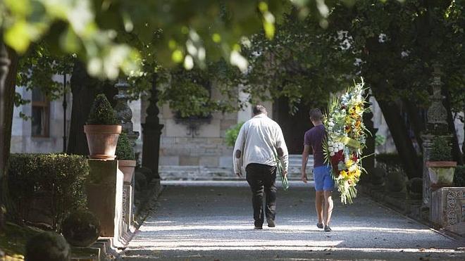 El luto obliga a modificar la agenda del día