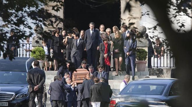 Botín es enterrado en Puente San Miguel