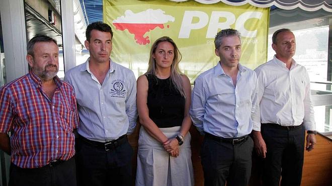 Los cinco ediles cesados de Guriezo exigen al alcalde que convoque al Comité Local del PRC