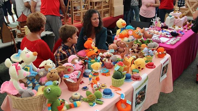 Éxito de la IV Feria de la Miel celebrada en Vega de Liébana