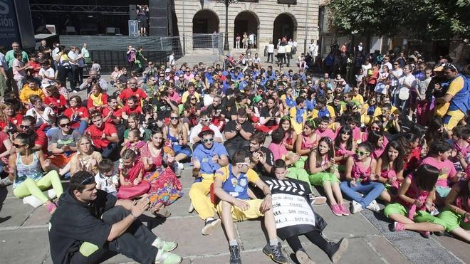 Desconocidos causan daños en tres de las cinco carrozas de Reinosa