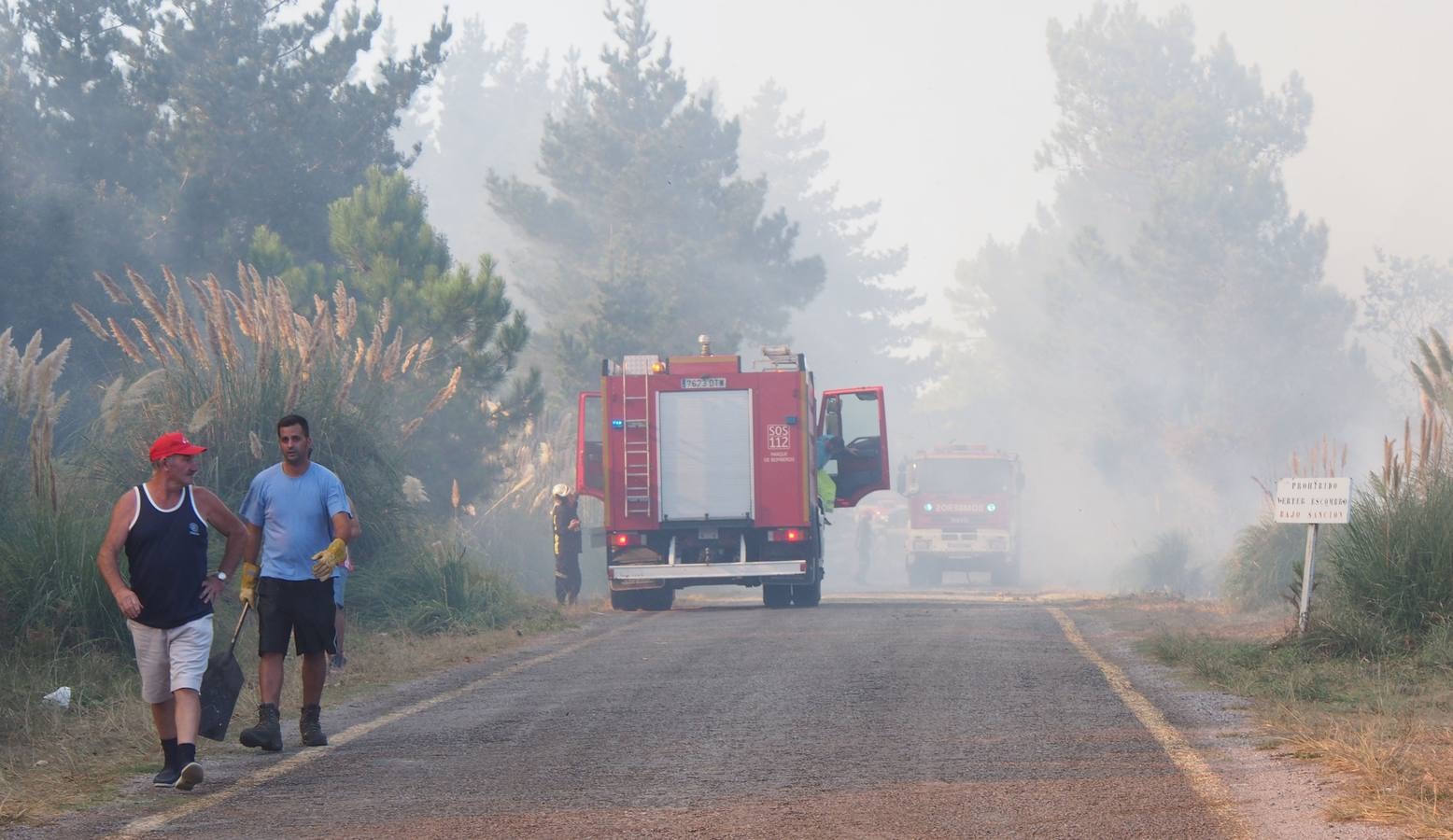 Se reducen a tres los incendios activos en Cantabria