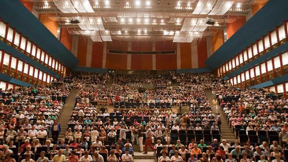La nueva temporada del Palacio de Festivales, en un azucarillo