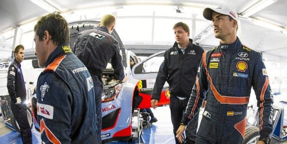 Dani Sordo marca el tercer mejor tiempo en el 'shakedown'