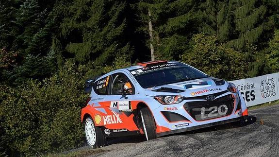 Sordo, cuarto tras la primera jornada del Rally de Francia