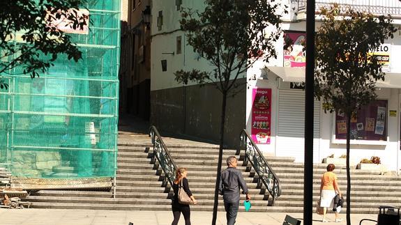 Cultura "avala" la integración del ascensor de la plaza de la Constitución en uno de los edificios